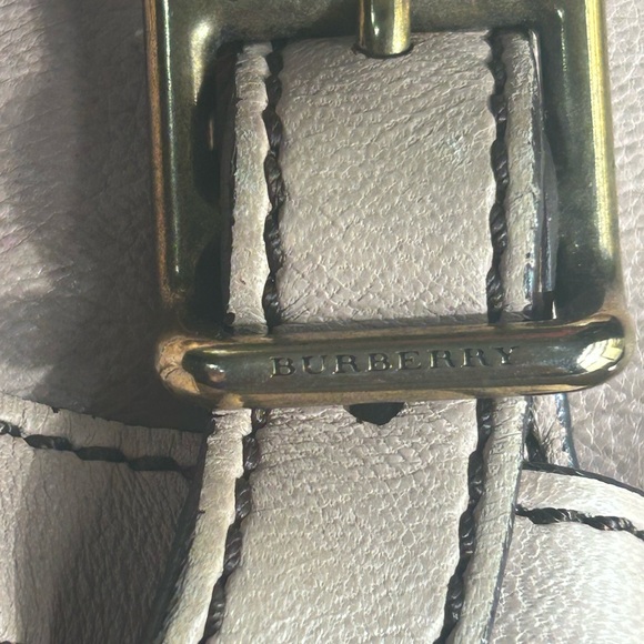 Burberry Calfskin shoulder bag. Authentic - Picture 6 of 16